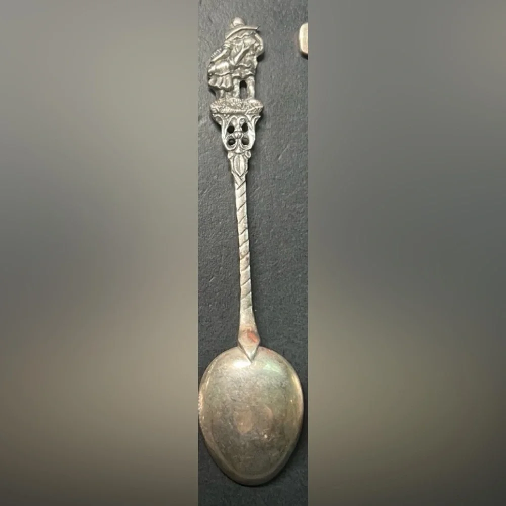 Vintage Collectors Souvenir Spoon from the Netherlands
